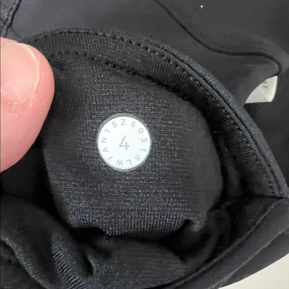 Lululemon Sweat & Repeat Shorts Black Size 4 - Picture 4 of 6